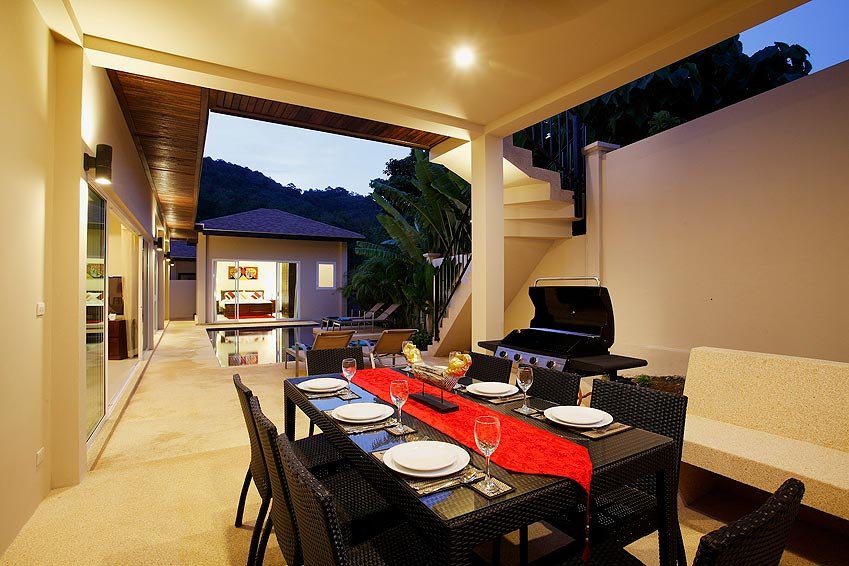 outdoor covered dining bbq poolside topaz villa nai harn phuket holiday rent